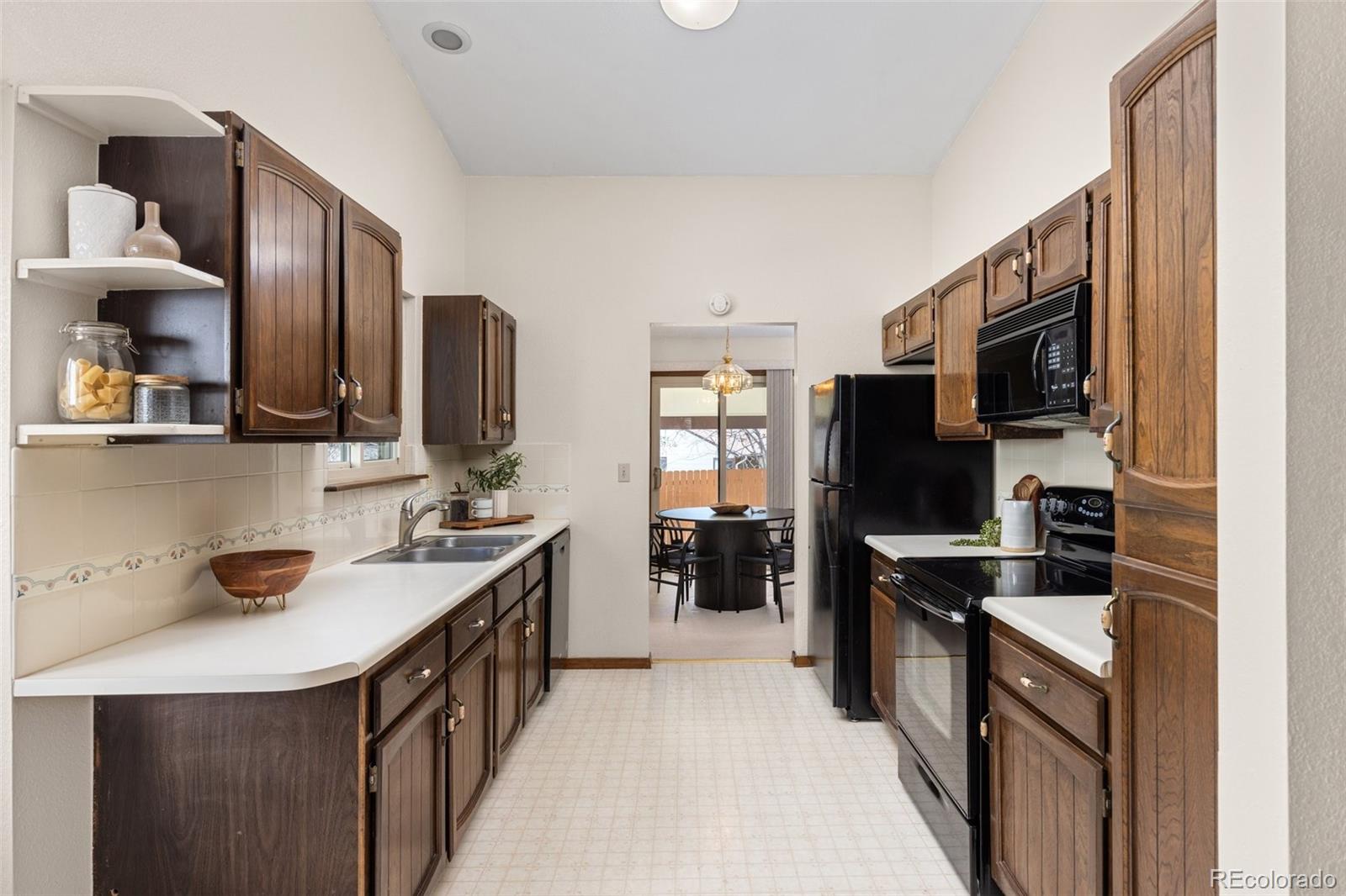 MLS Image #11 for 2158 s elkhart street,aurora, Colorado