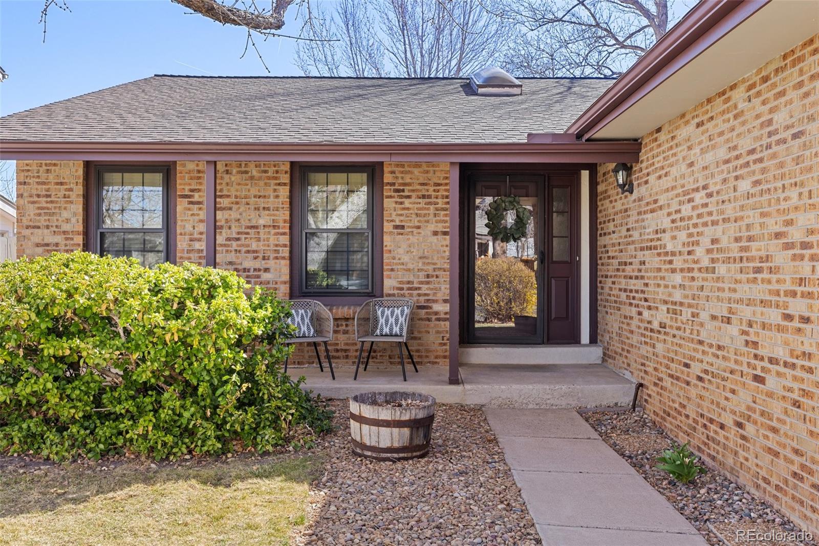 MLS Image #3 for 2158 s elkhart street,aurora, Colorado