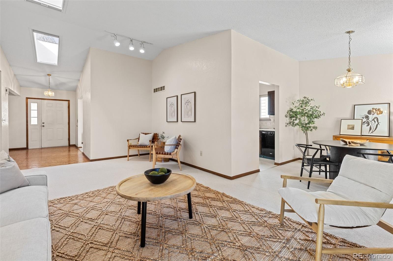MLS Image #9 for 2158 s elkhart street,aurora, Colorado