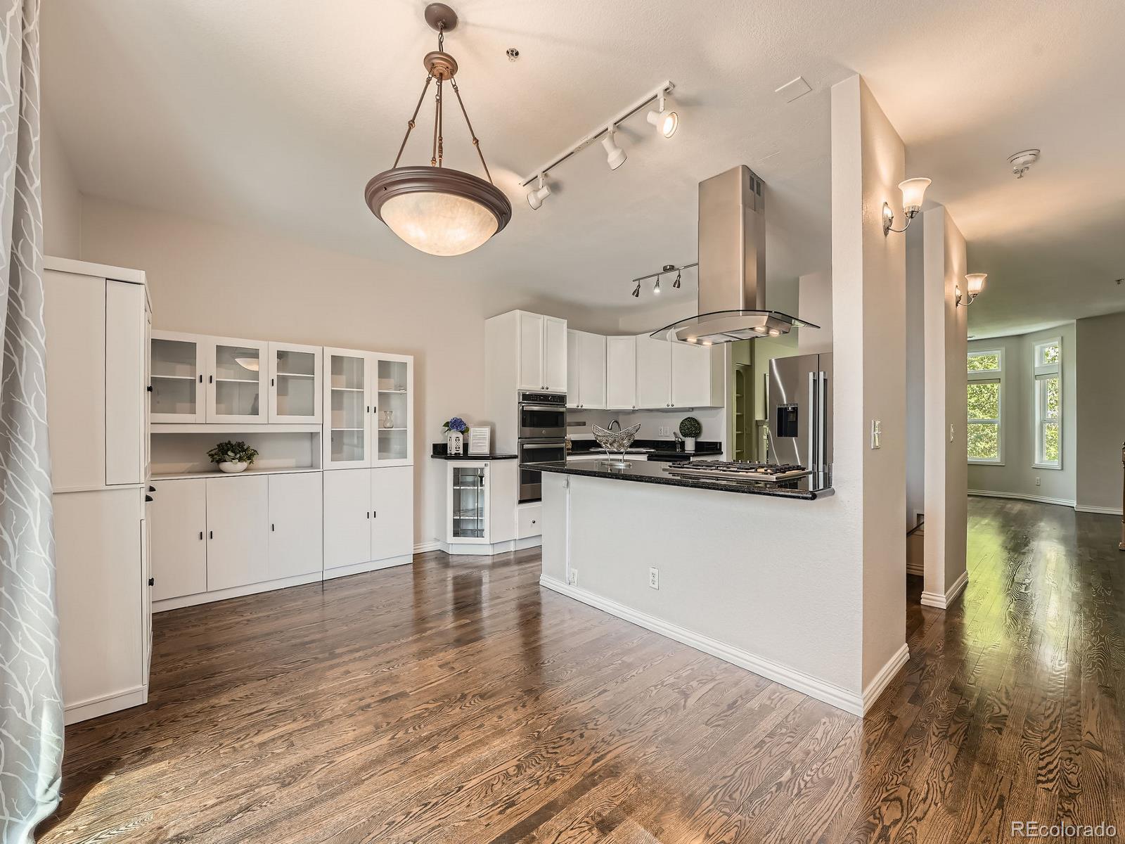 MLS Image #4 for 30  garfield street,denver, Colorado