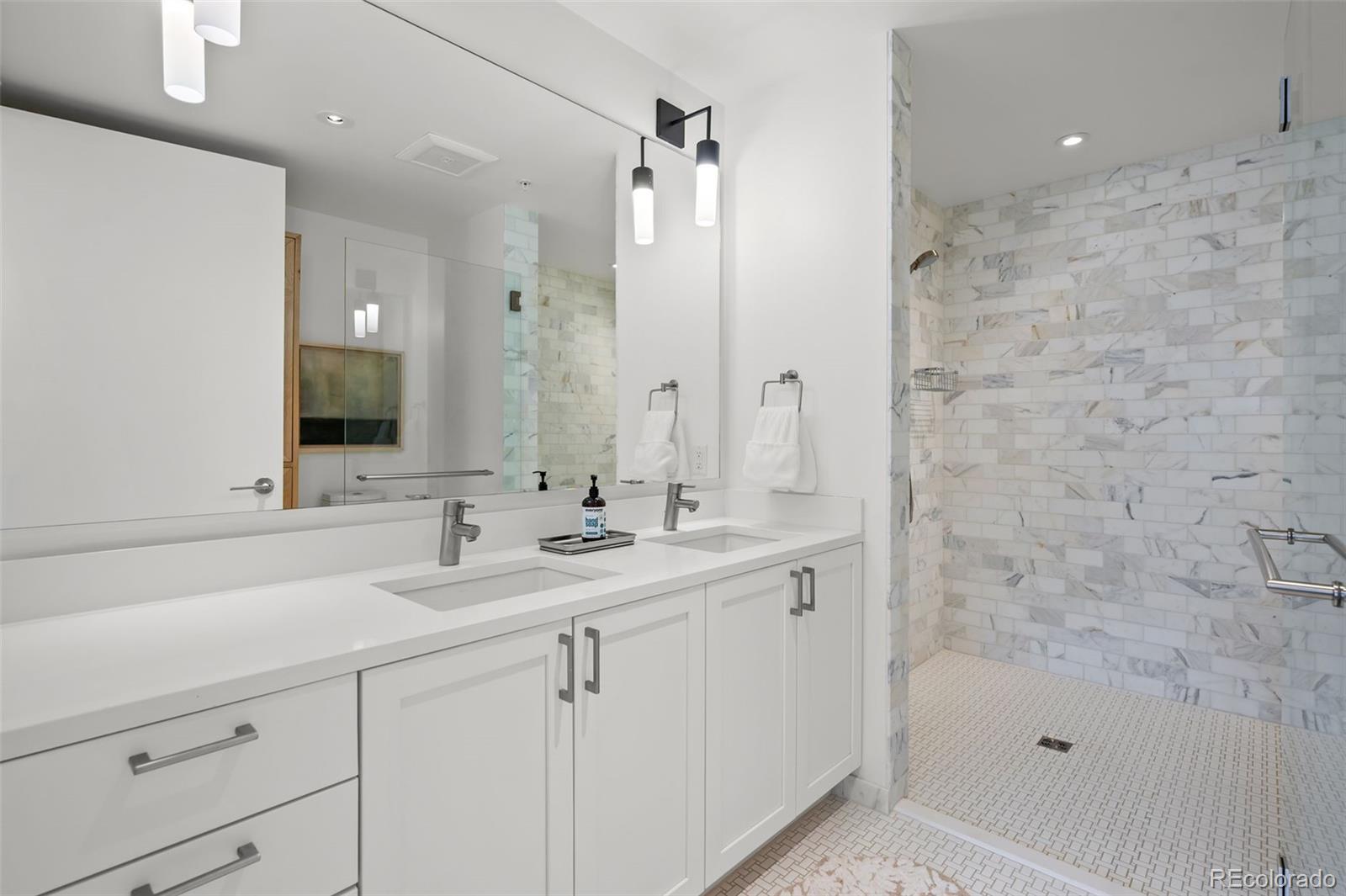 MLS Image #13 for 1750  wewatta street,denver, Colorado