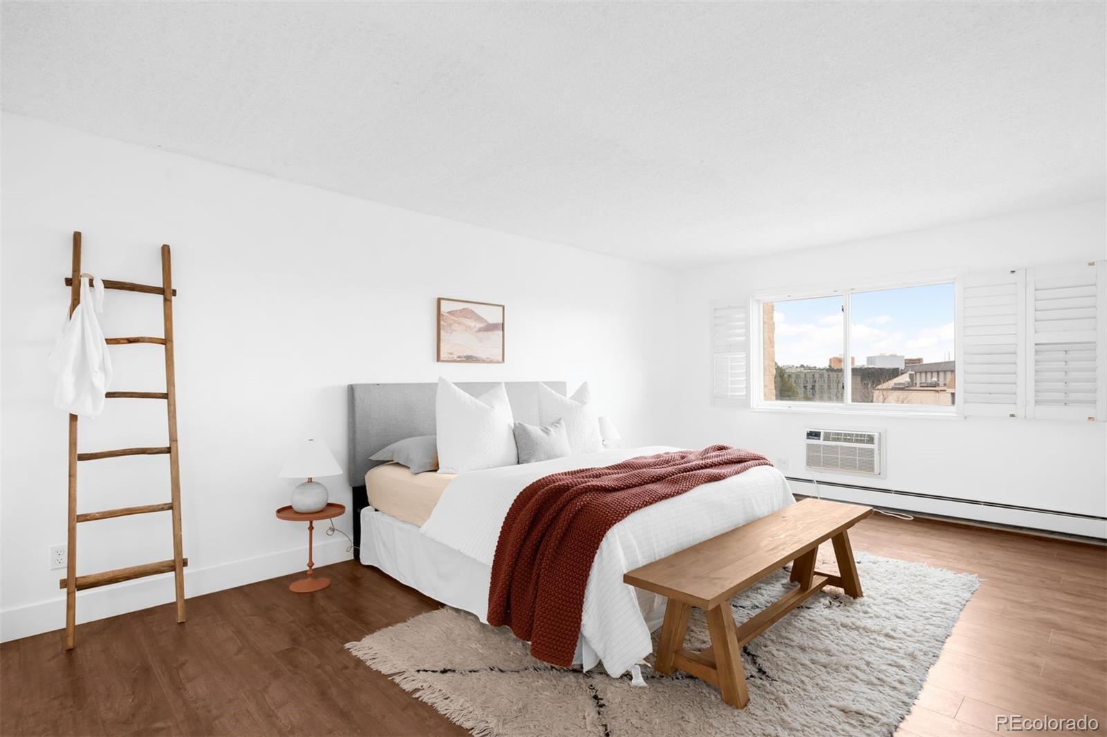 MLS Image #10 for 3465 s poplar street,denver, Colorado