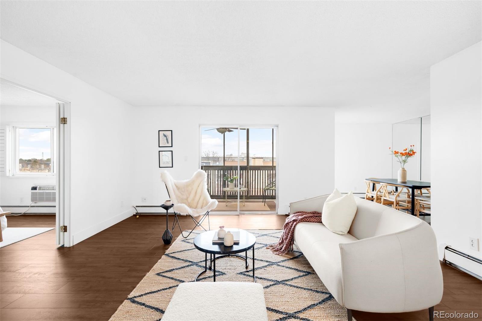 MLS Image #3 for 3465 s poplar street,denver, Colorado