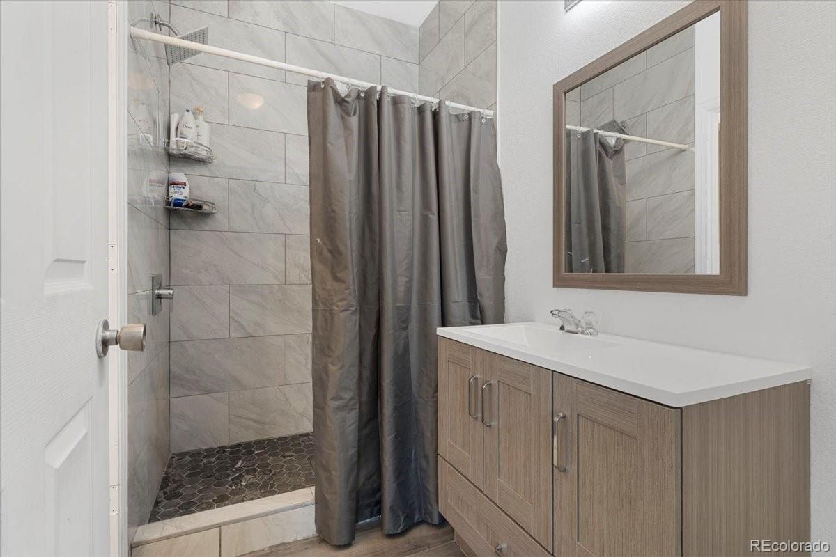 MLS Image #15 for 4599  argonne street,denver, Colorado