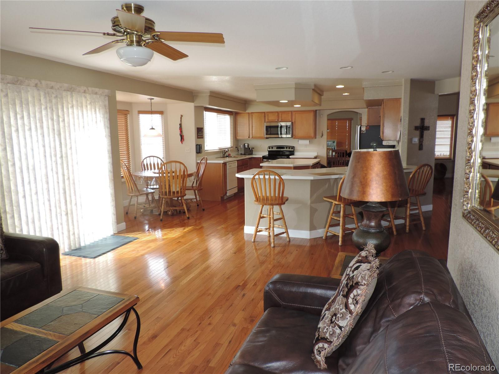 MLS Image #19 for 21024 e 49th avenue,denver, Colorado