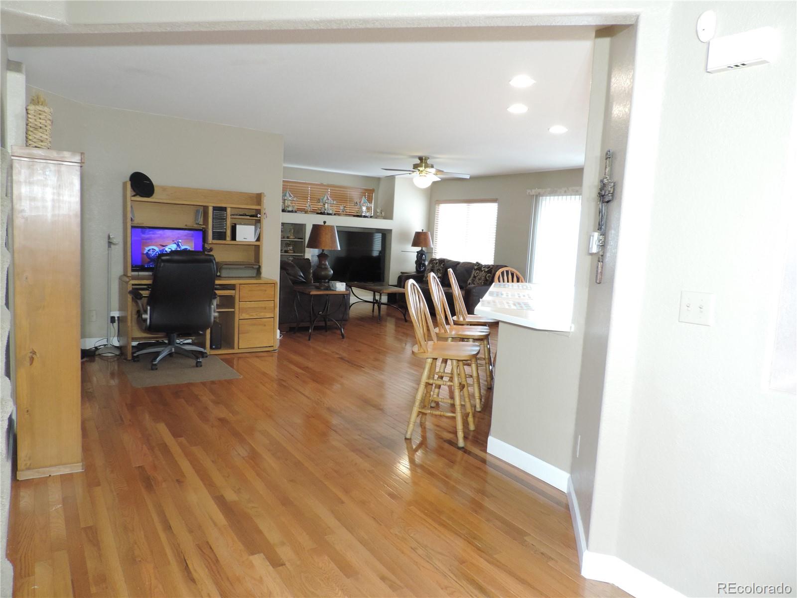 MLS Image #20 for 21024 e 49th avenue,denver, Colorado