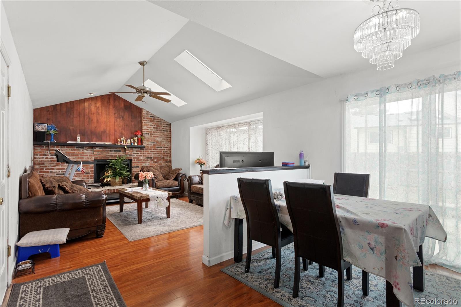 MLS Image #10 for 18982 e 46th avenue,denver, Colorado