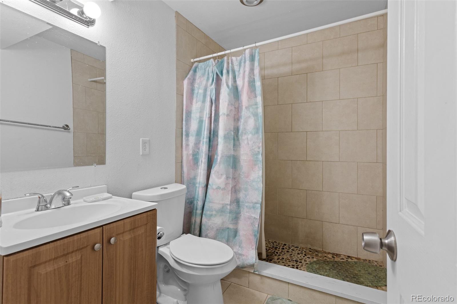 MLS Image #20 for 18982 e 46th avenue,denver, Colorado