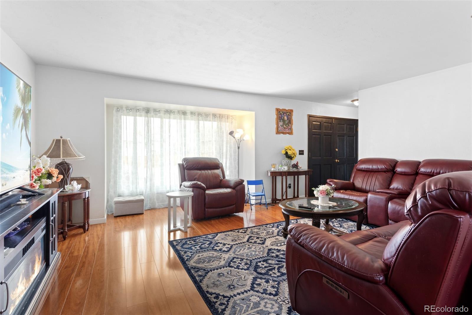 MLS Image #4 for 18982 e 46th avenue,denver, Colorado
