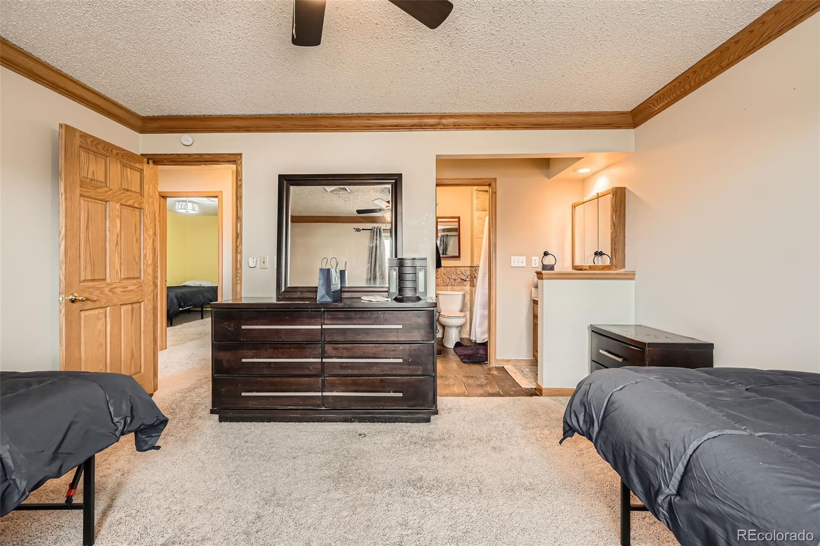 MLS Image #13 for 16463 e girard avenue,aurora, Colorado