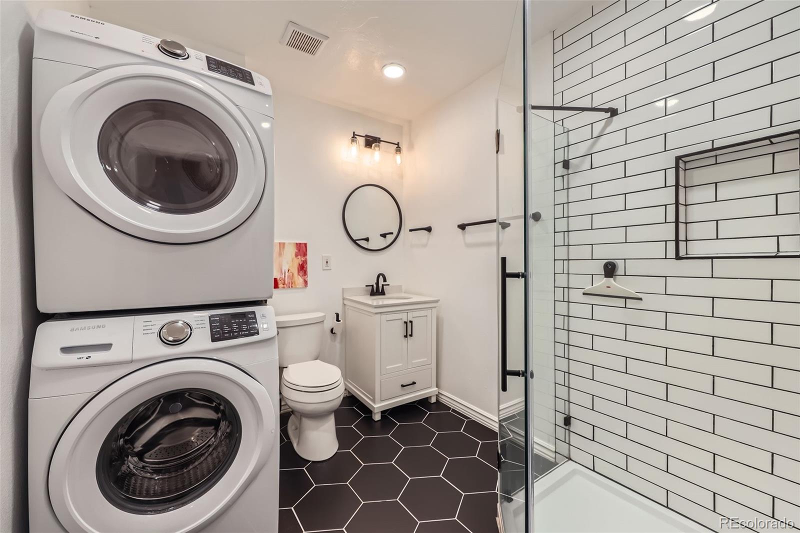 MLS Image #19 for 2555  hudson street,denver, Colorado