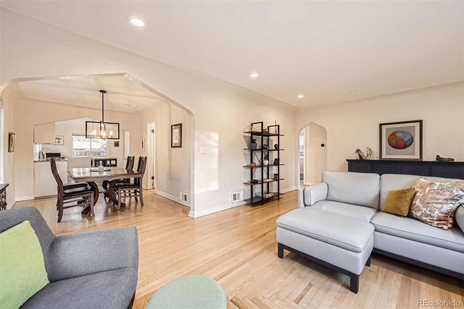 MLS Image #6 for 2555  hudson street,denver, Colorado