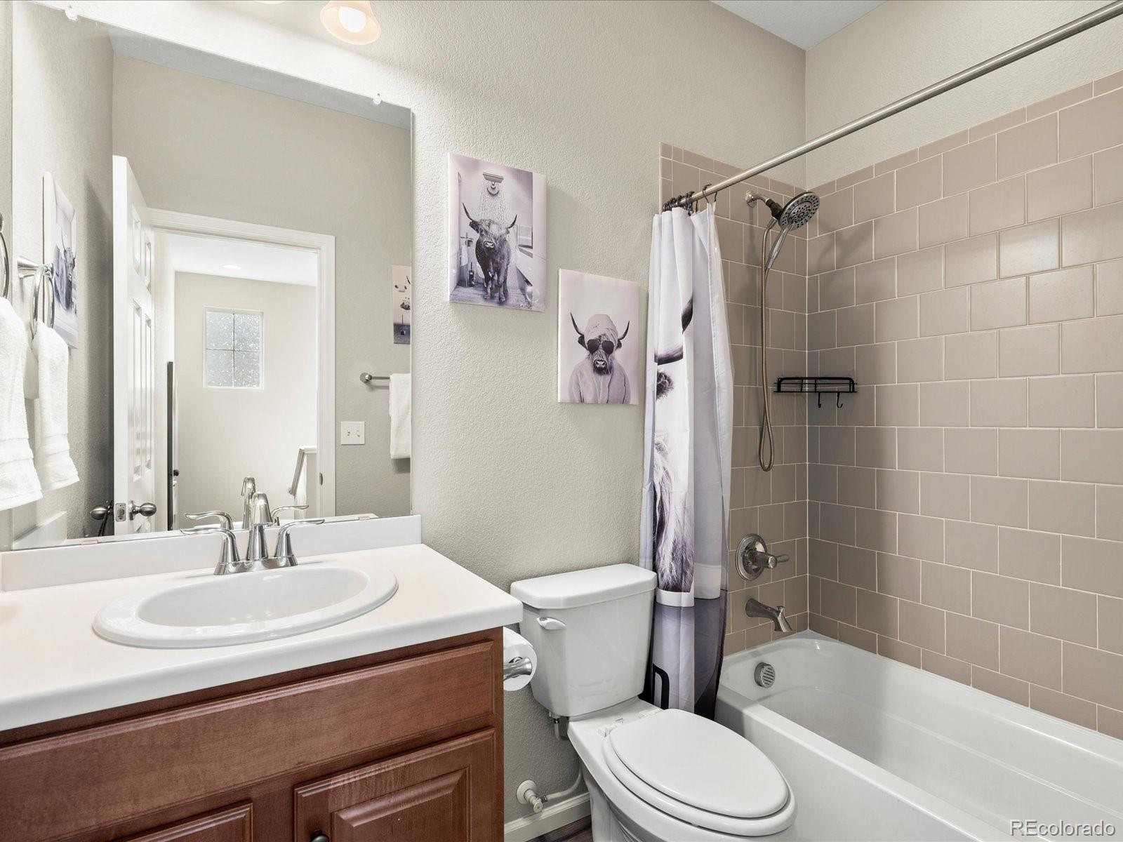 MLS Image #15 for 23646 e 5th place,aurora, Colorado