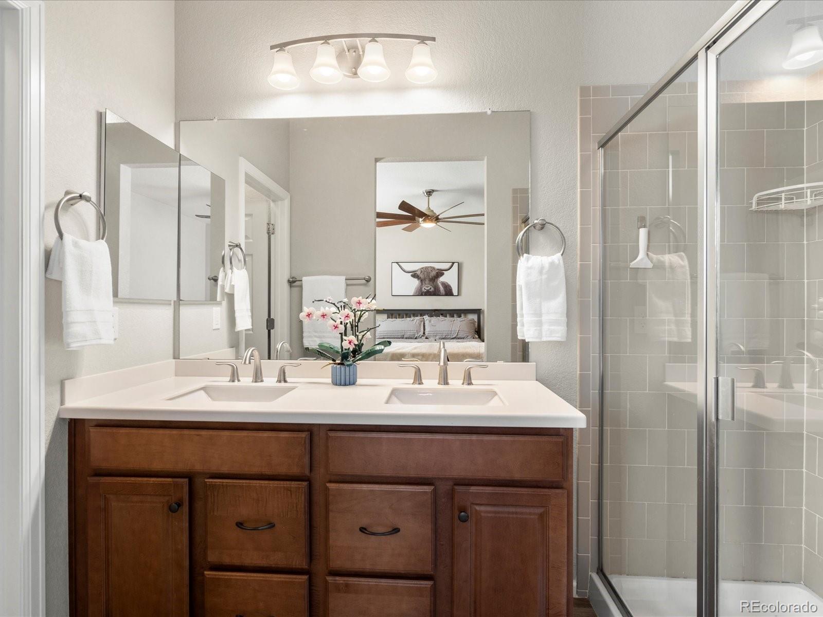 MLS Image #18 for 23646 e 5th place,aurora, Colorado
