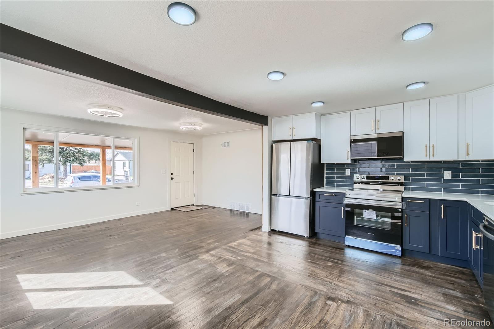 MLS Image #9 for 5050  steele street,denver, Colorado