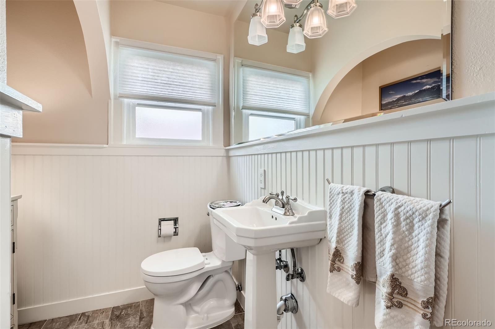 MLS Image #10 for 543 s vine street,denver, Colorado