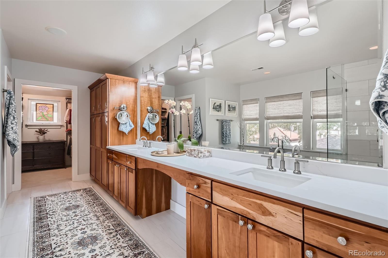 MLS Image #13 for 543 s vine street,denver, Colorado