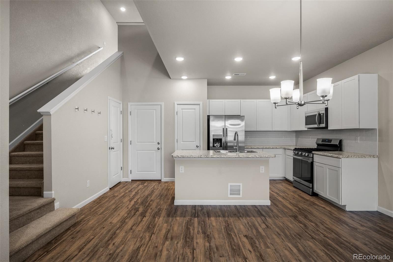 MLS Image #10 for 5031  mountain vista heights,colorado springs, Colorado