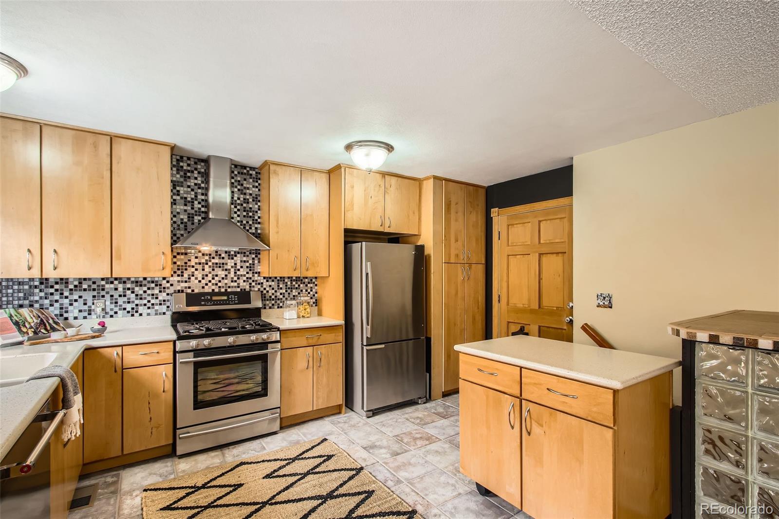 MLS Image #10 for 501  entrada drive,golden, Colorado
