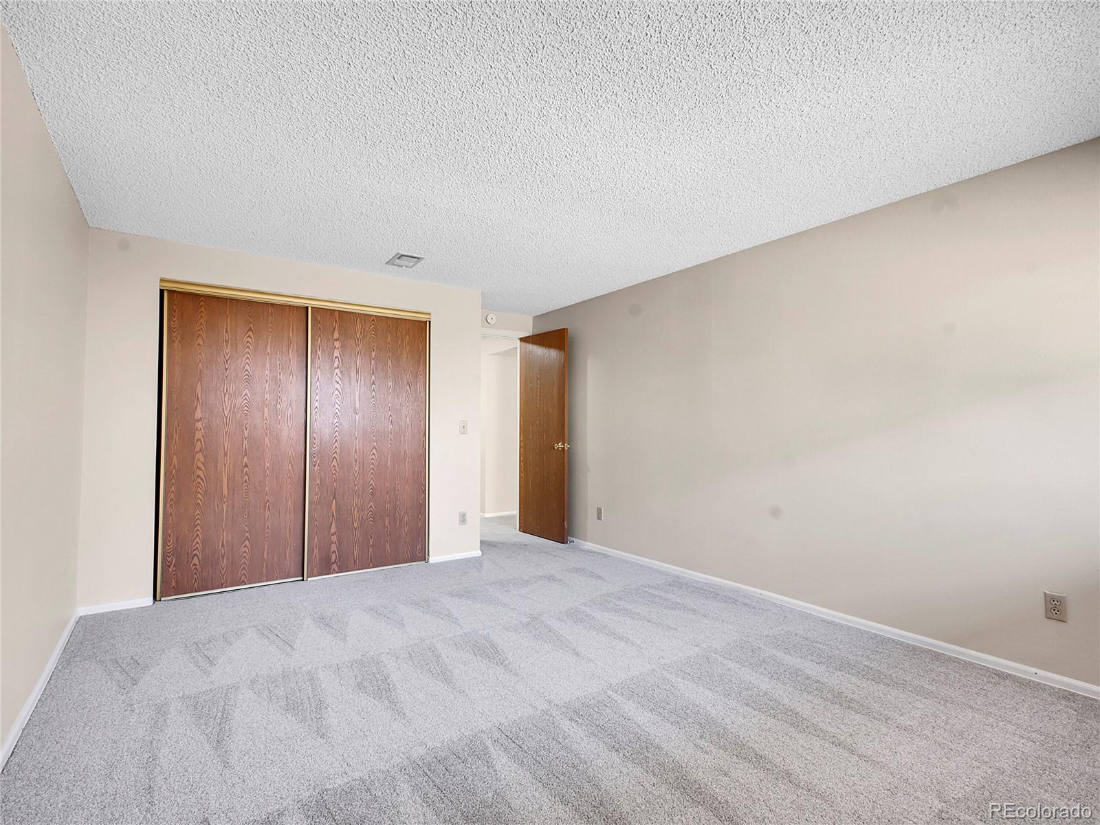 MLS Image #20 for 1470 s quebec way,denver, Colorado
