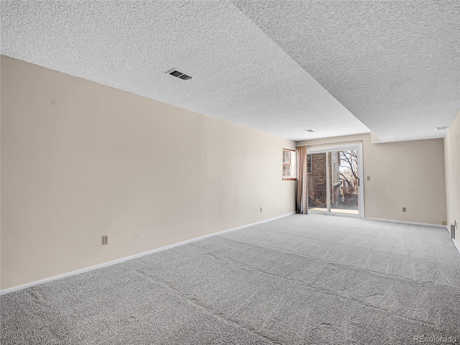 MLS Image #21 for 1470 s quebec way,denver, Colorado