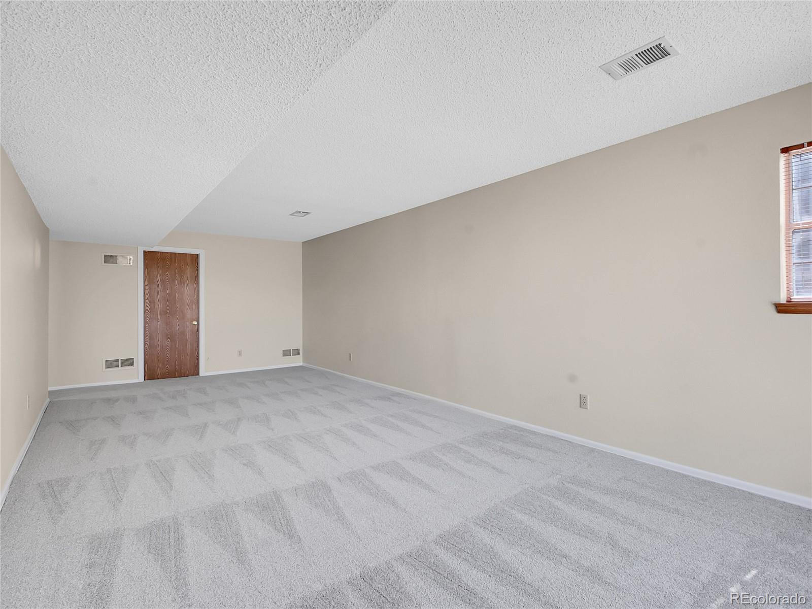 MLS Image #23 for 1470 s quebec way,denver, Colorado