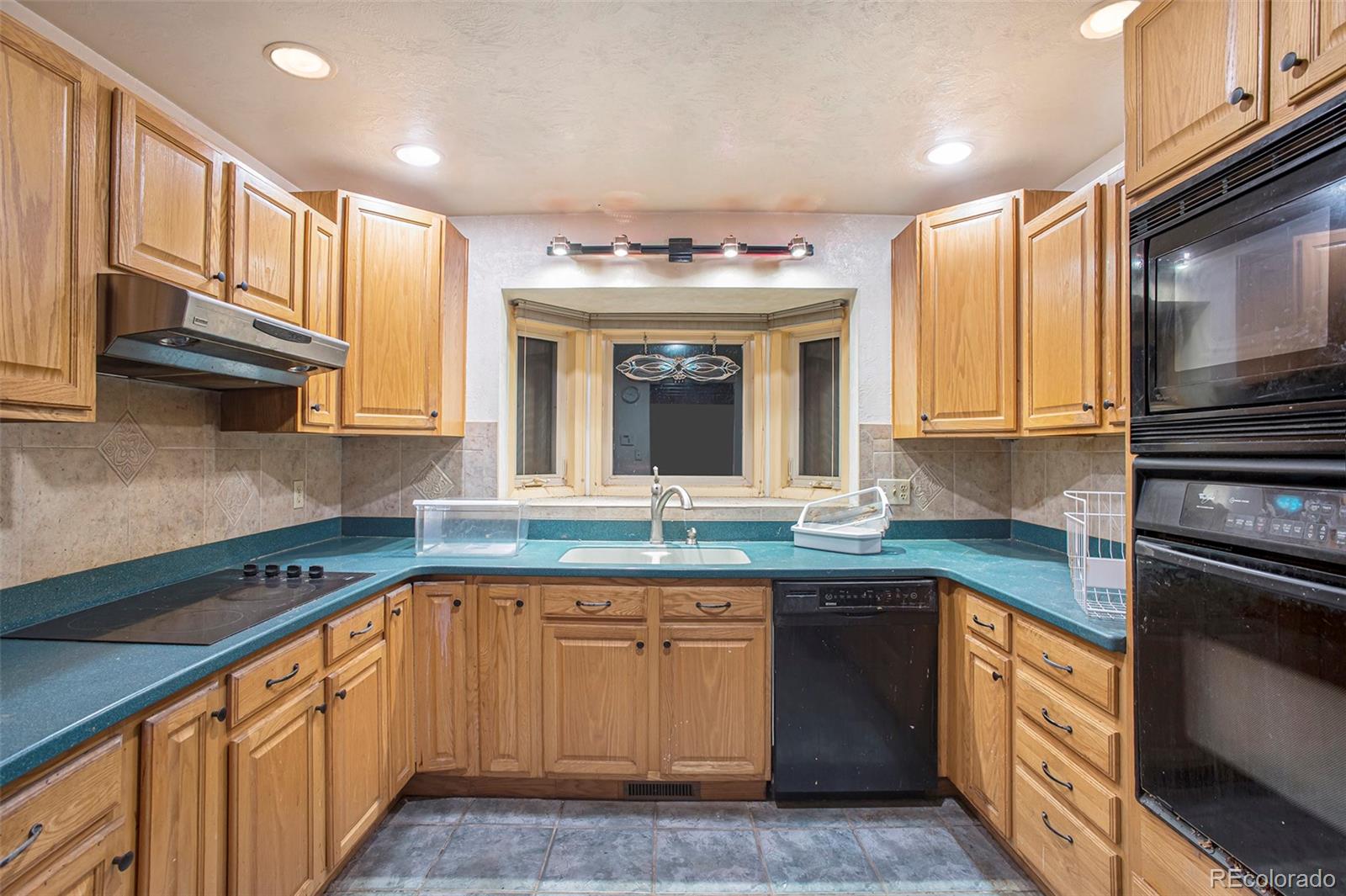 MLS Image #8 for 968  terrace circle,colorado springs, Colorado