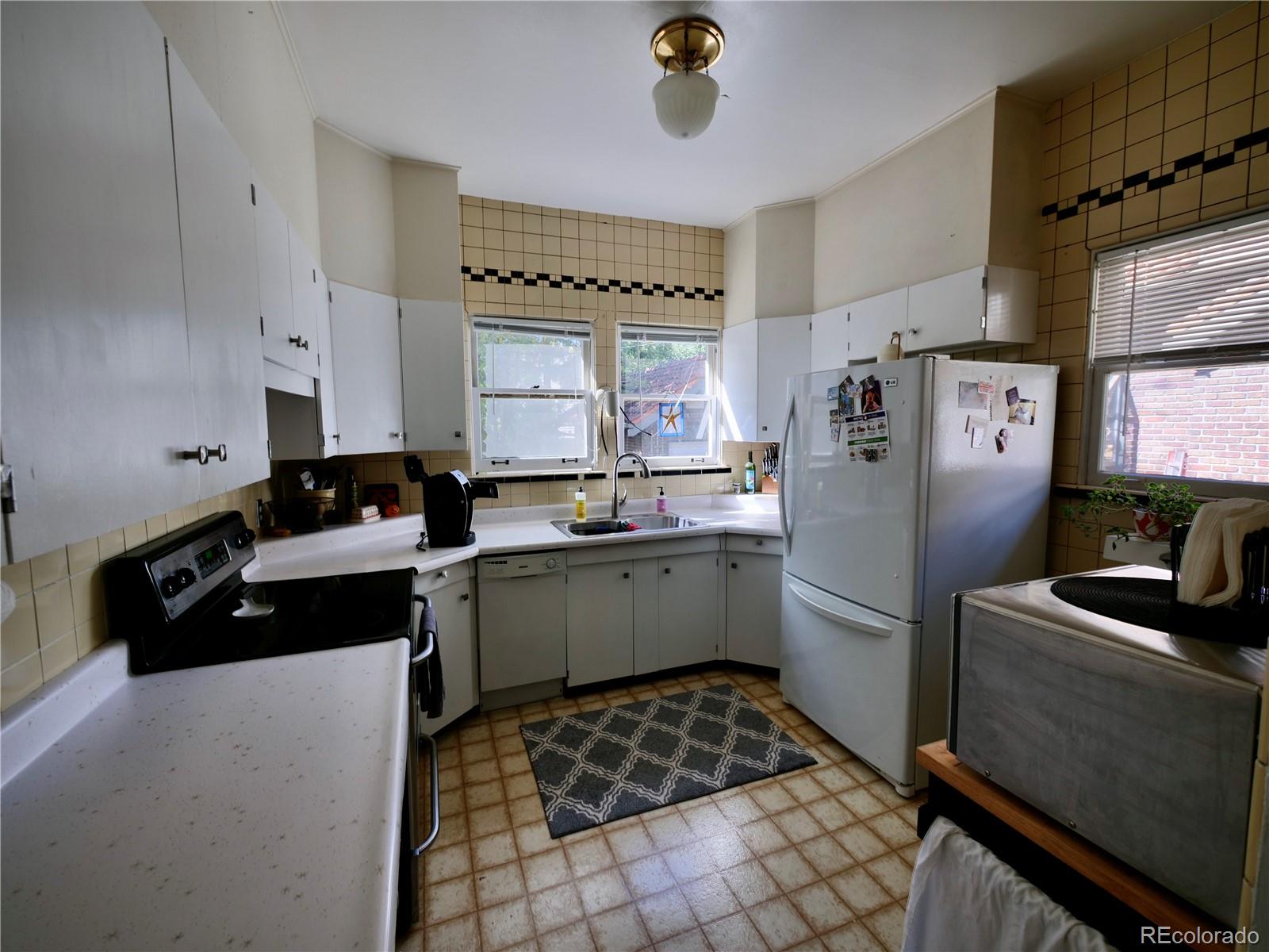 MLS Image #23 for 723  steele street,denver, Colorado