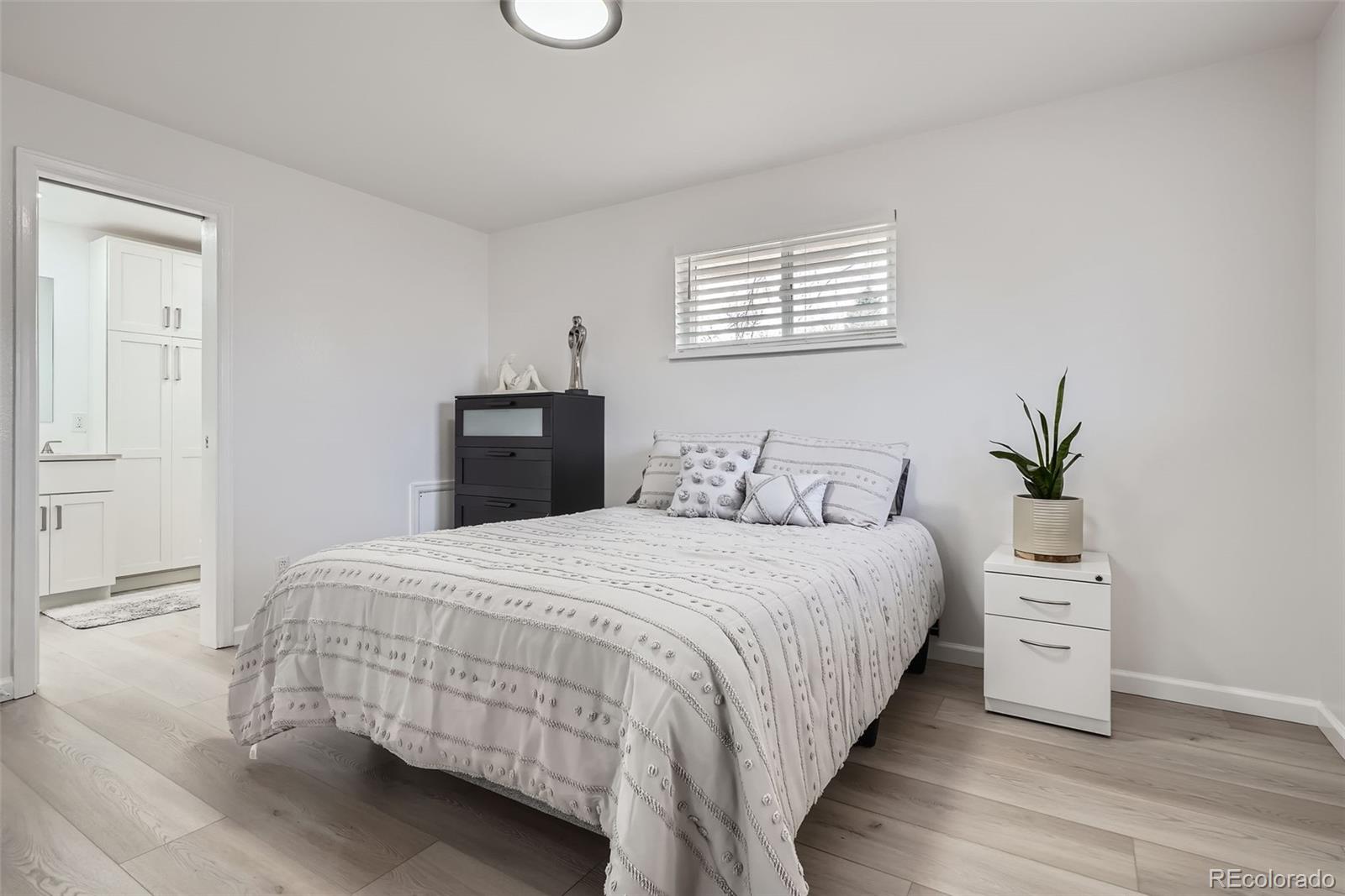 MLS Image #11 for 5986 s cook street,centennial, Colorado