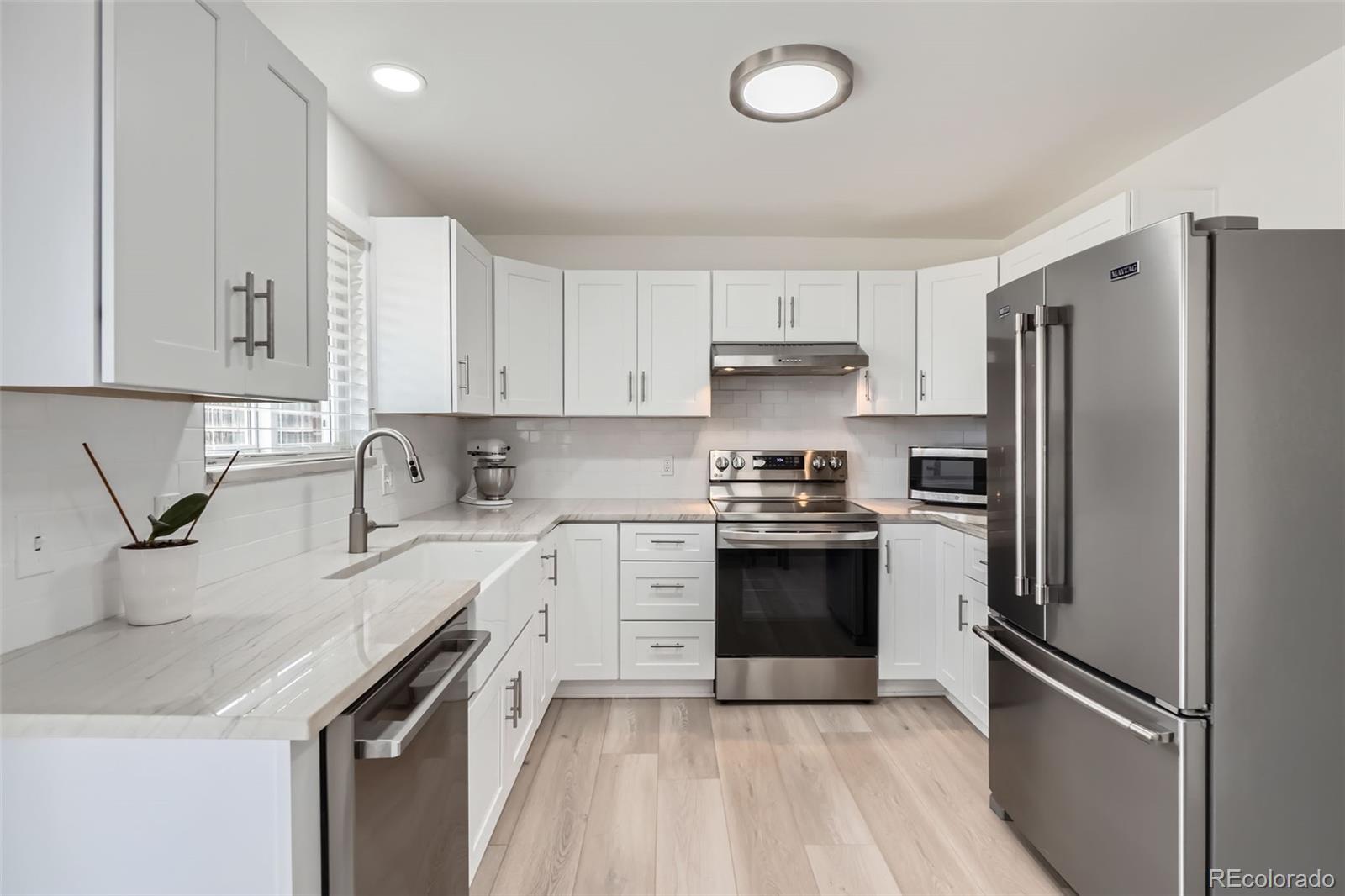 MLS Image #5 for 5986 s cook street,centennial, Colorado