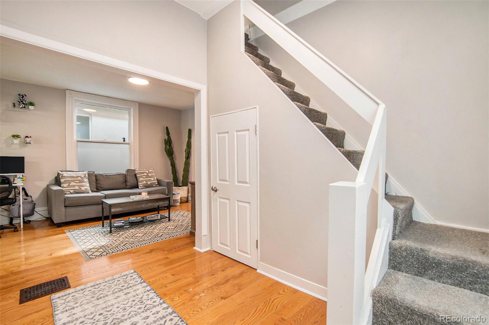 MLS Image #10 for 2922 n high street,denver, Colorado