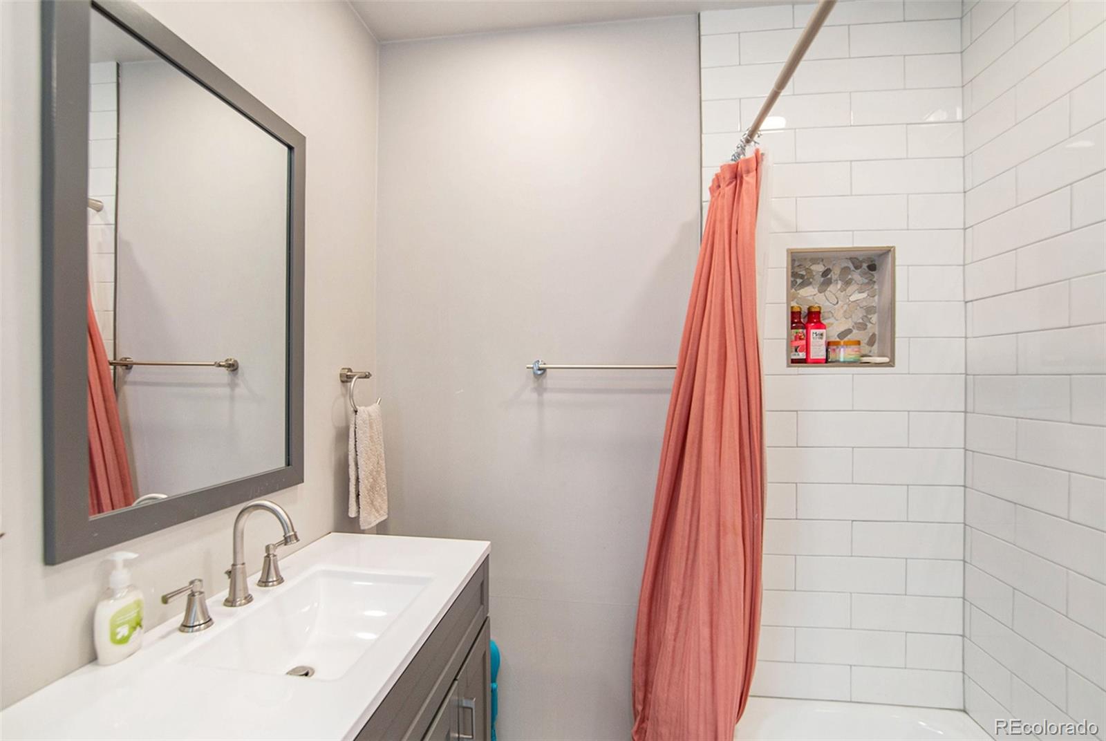 MLS Image #11 for 2922 n high street,denver, Colorado