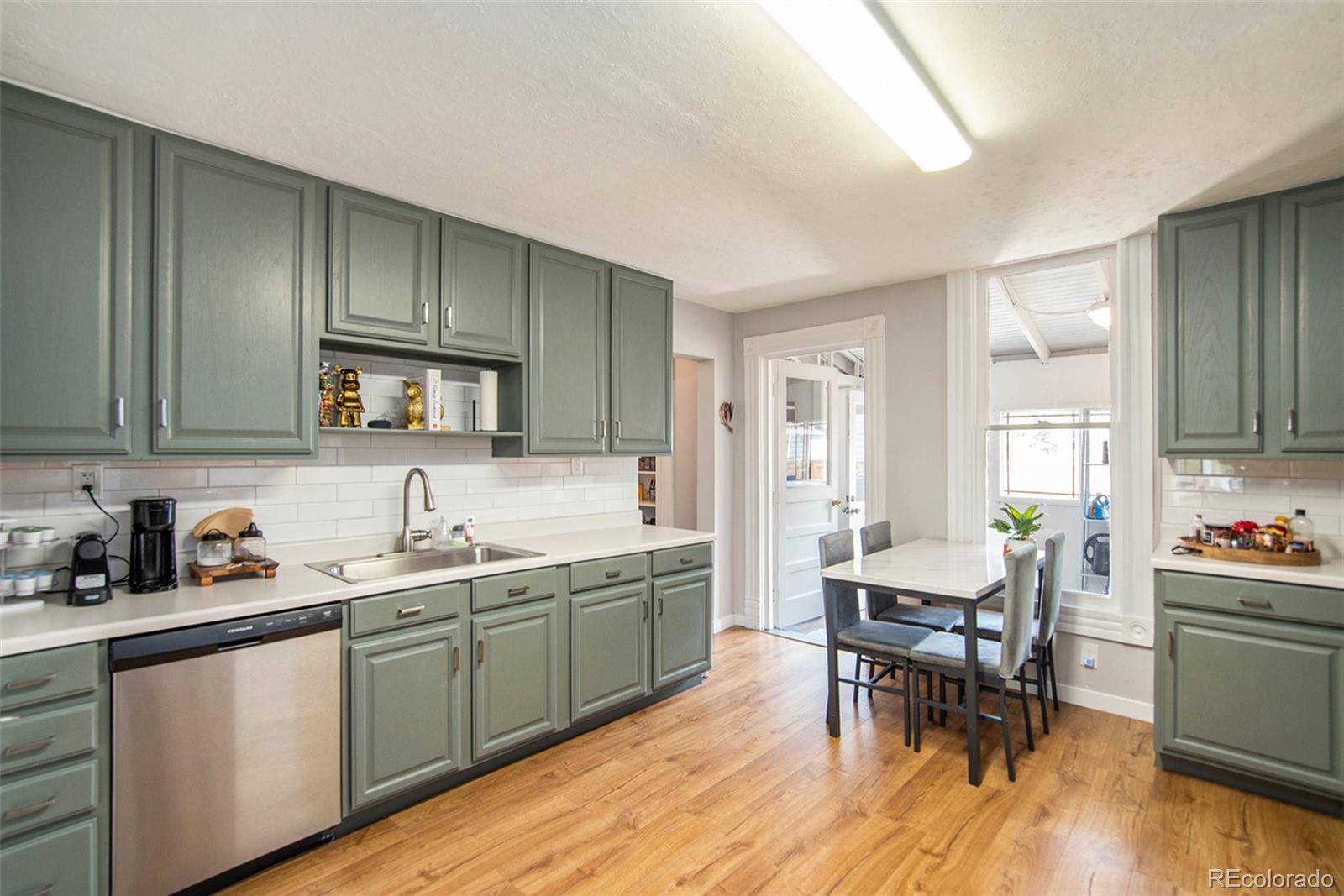 MLS Image #14 for 2922 n high street,denver, Colorado