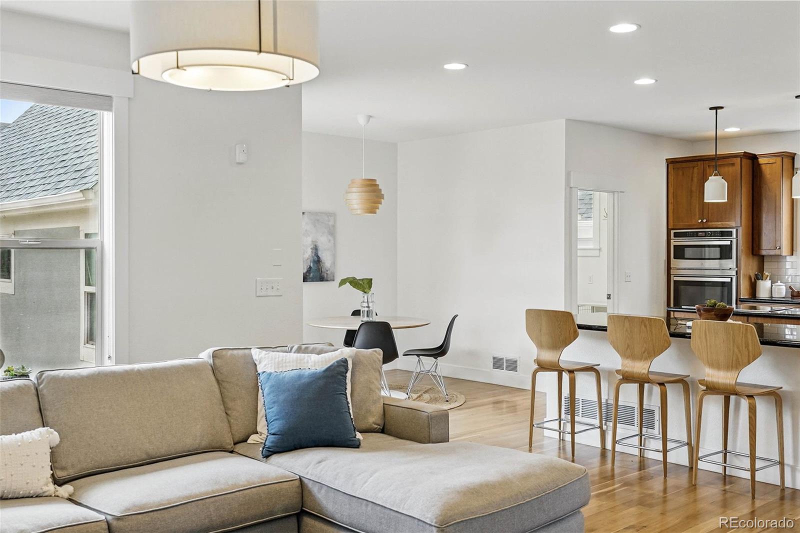 MLS Image #13 for 9826 e 27th drive,denver, Colorado