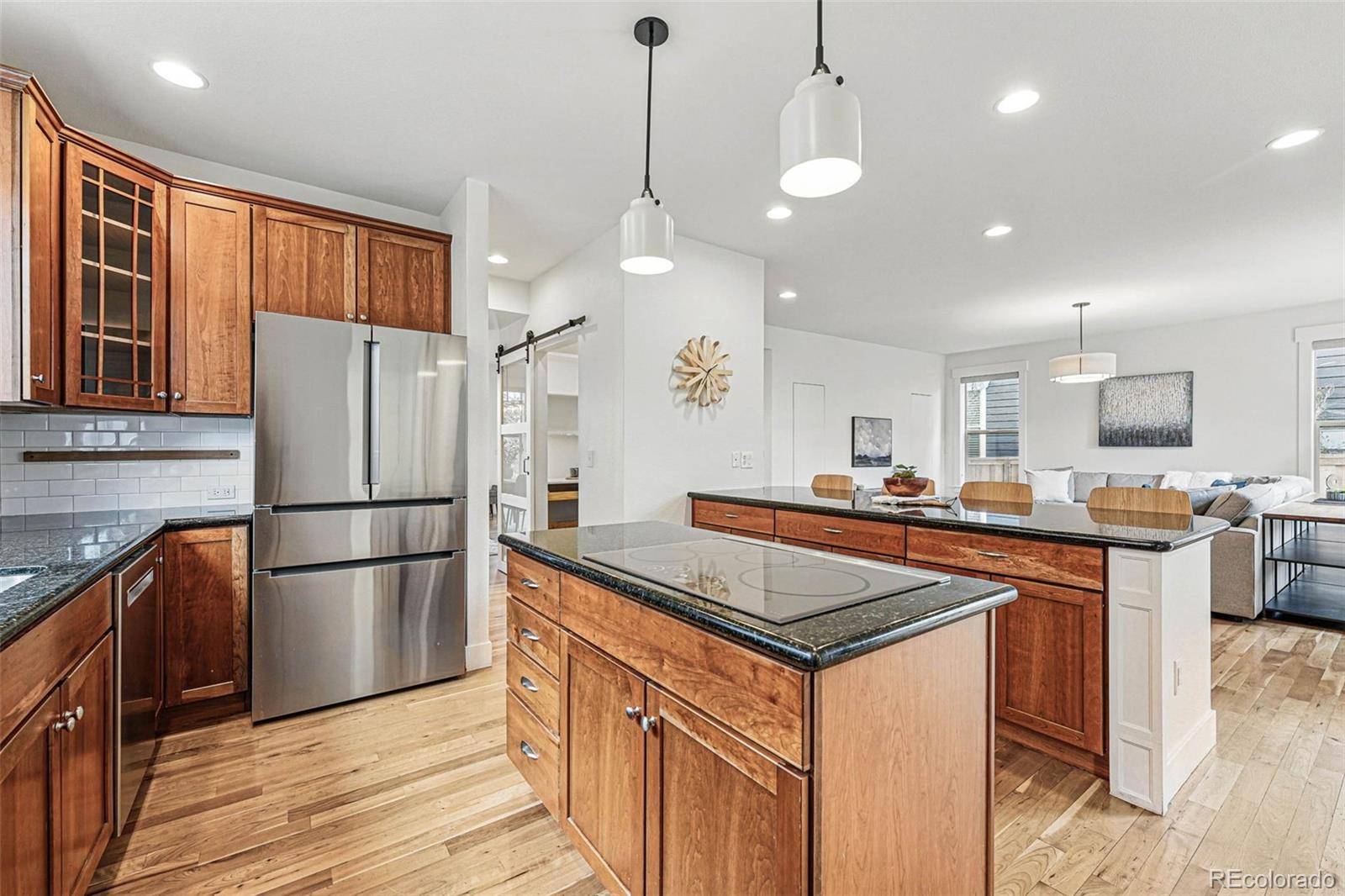 MLS Image #15 for 9826 e 27th drive,denver, Colorado