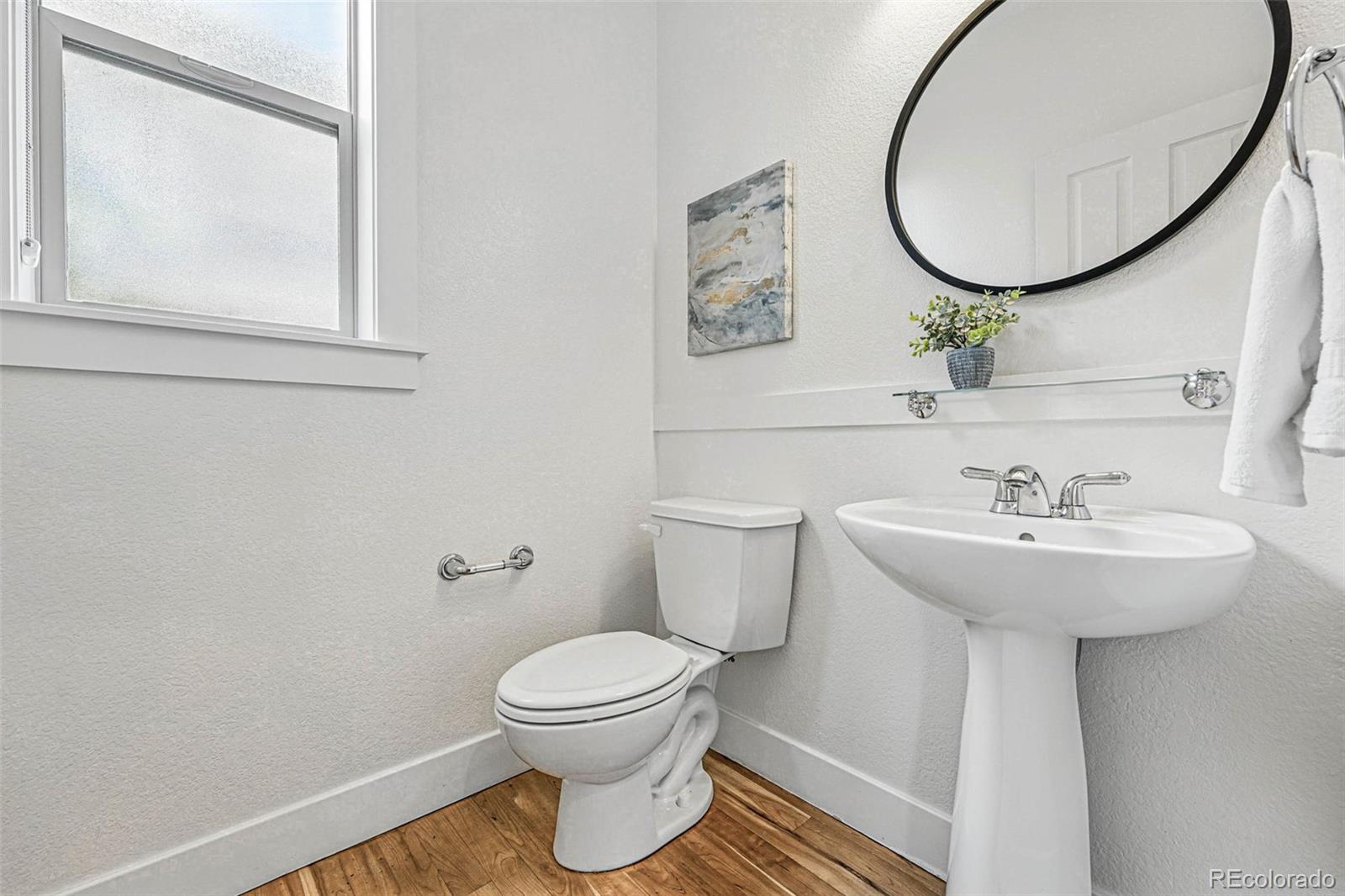 MLS Image #20 for 9826 e 27th drive,denver, Colorado