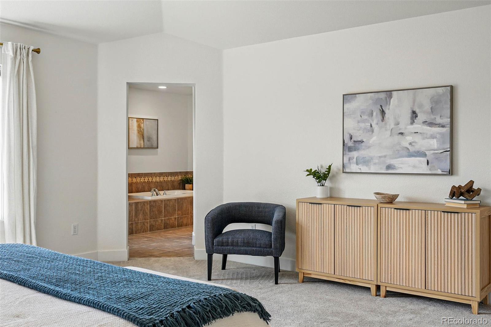 MLS Image #24 for 9826 e 27th drive,denver, Colorado