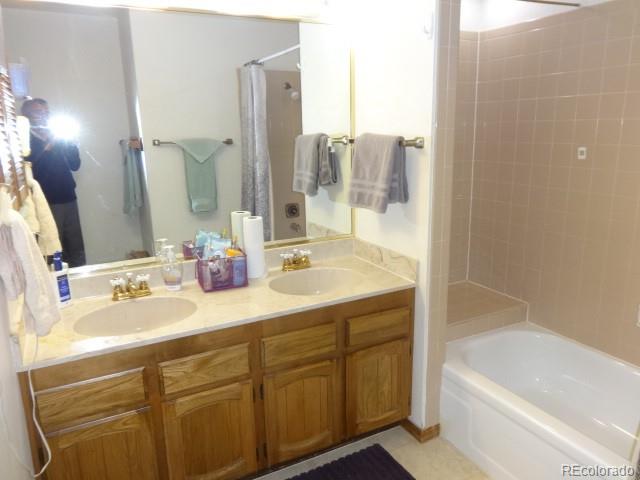 MLS Image #9 for 11772 e adriatic place,aurora, Colorado