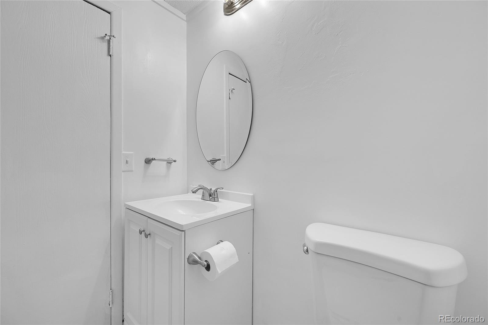 MLS Image #32 for 17336 e rice circle,aurora, Colorado