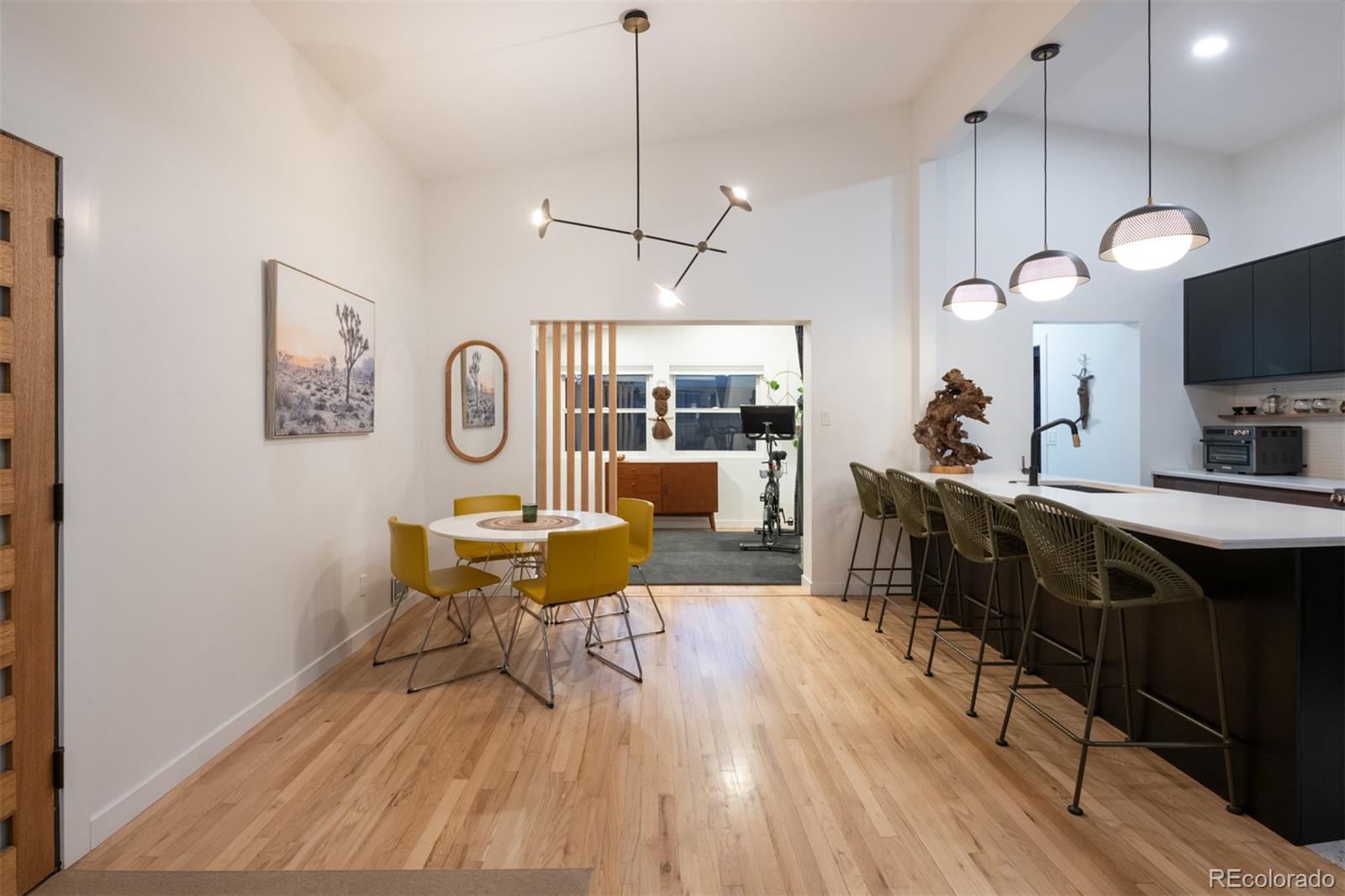 MLS Image #15 for 2067 s vrain street,denver, Colorado