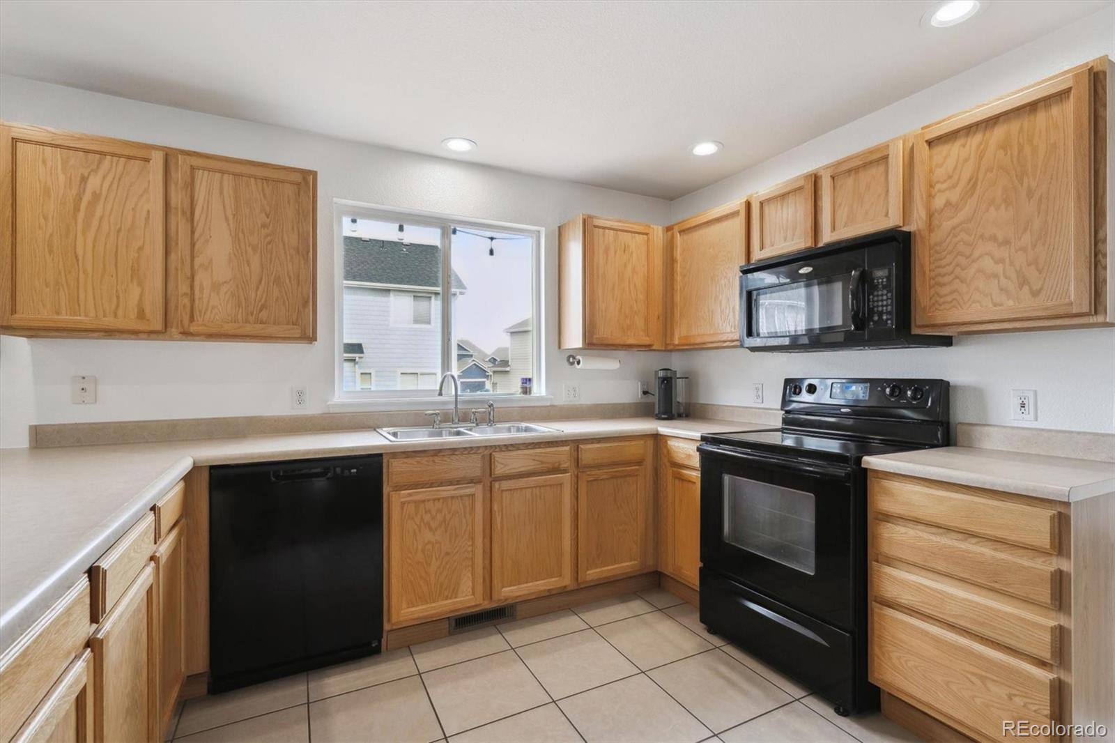 MLS Image #16 for 1623 e 164th place,thornton, Colorado