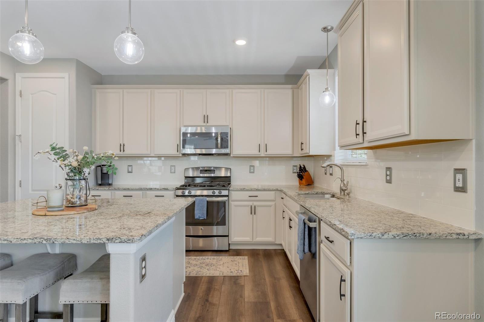 MLS Image #3 for 2538  ambience lane,castle rock, Colorado