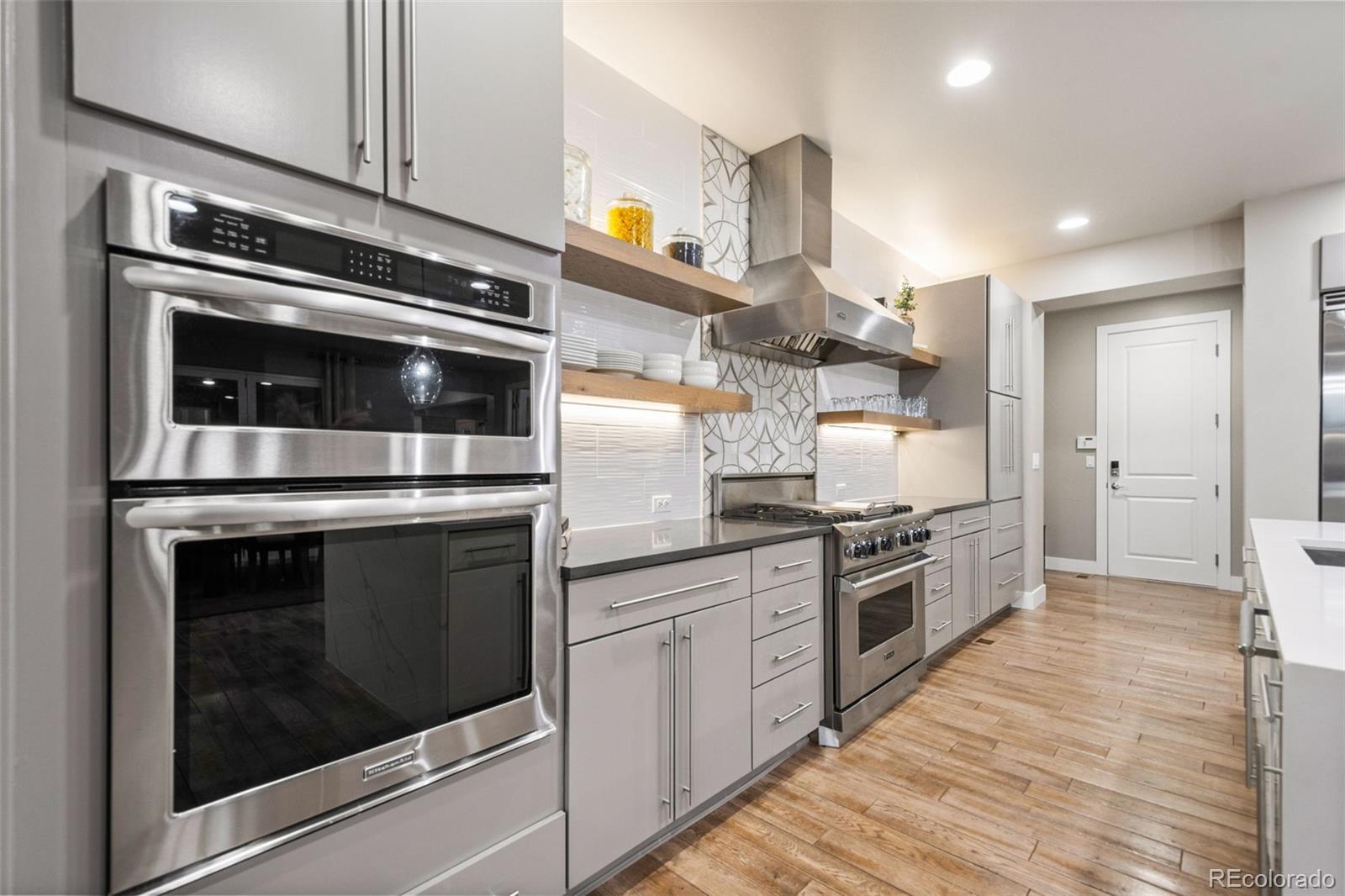 MLS Image #10 for 19495 w 94th avenue,arvada, Colorado