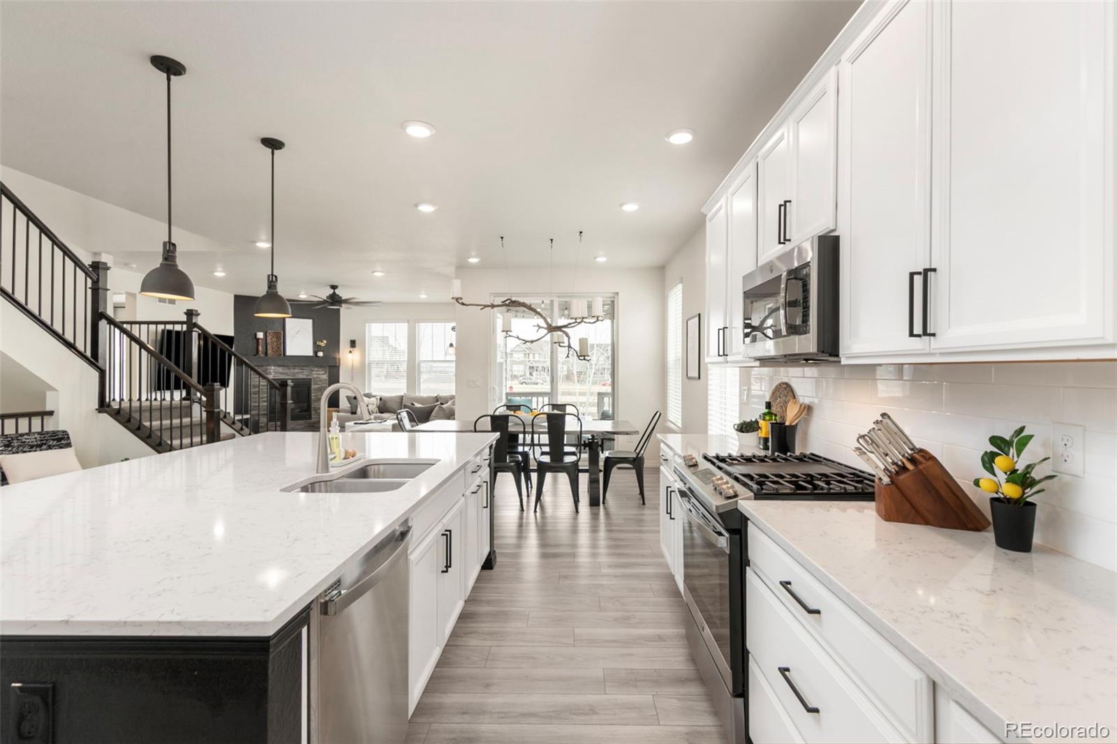 MLS Image #12 for 17614  drake street,broomfield, Colorado
