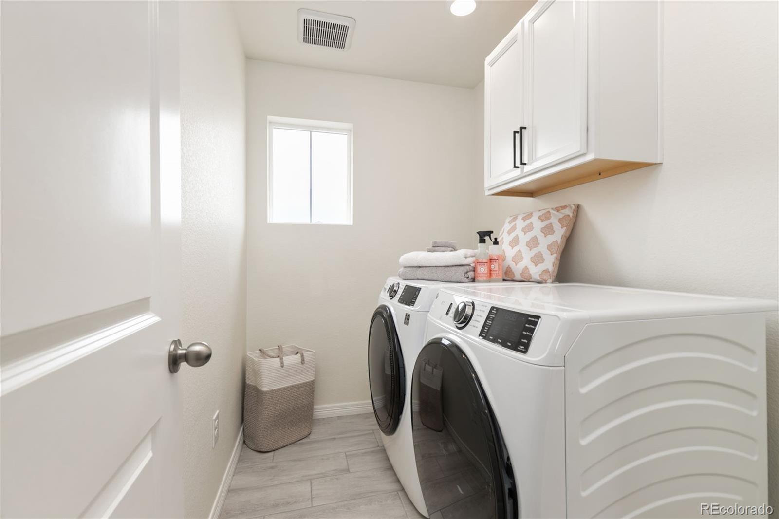 MLS Image #28 for 17614  drake street,broomfield, Colorado