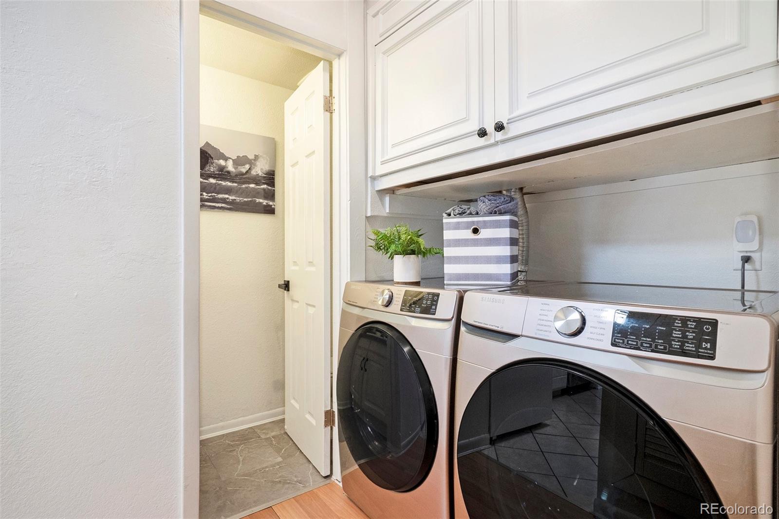 MLS Image #8 for 7995 e mississippi avenue,denver, Colorado