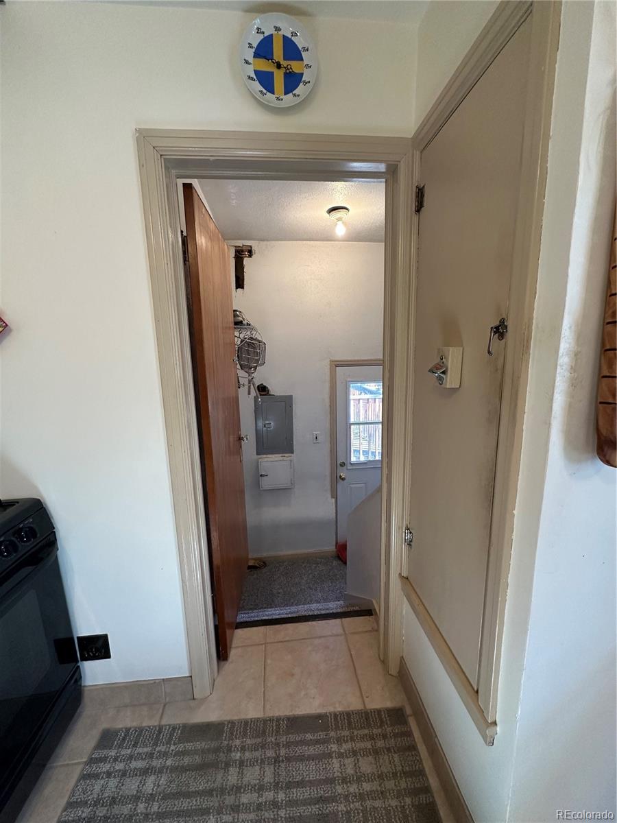 MLS Image #15 for 2732 s downing circle,denver, Colorado