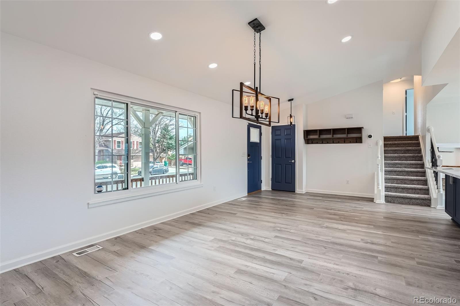 MLS Image #5 for 1305 s joplin street,aurora, Colorado
