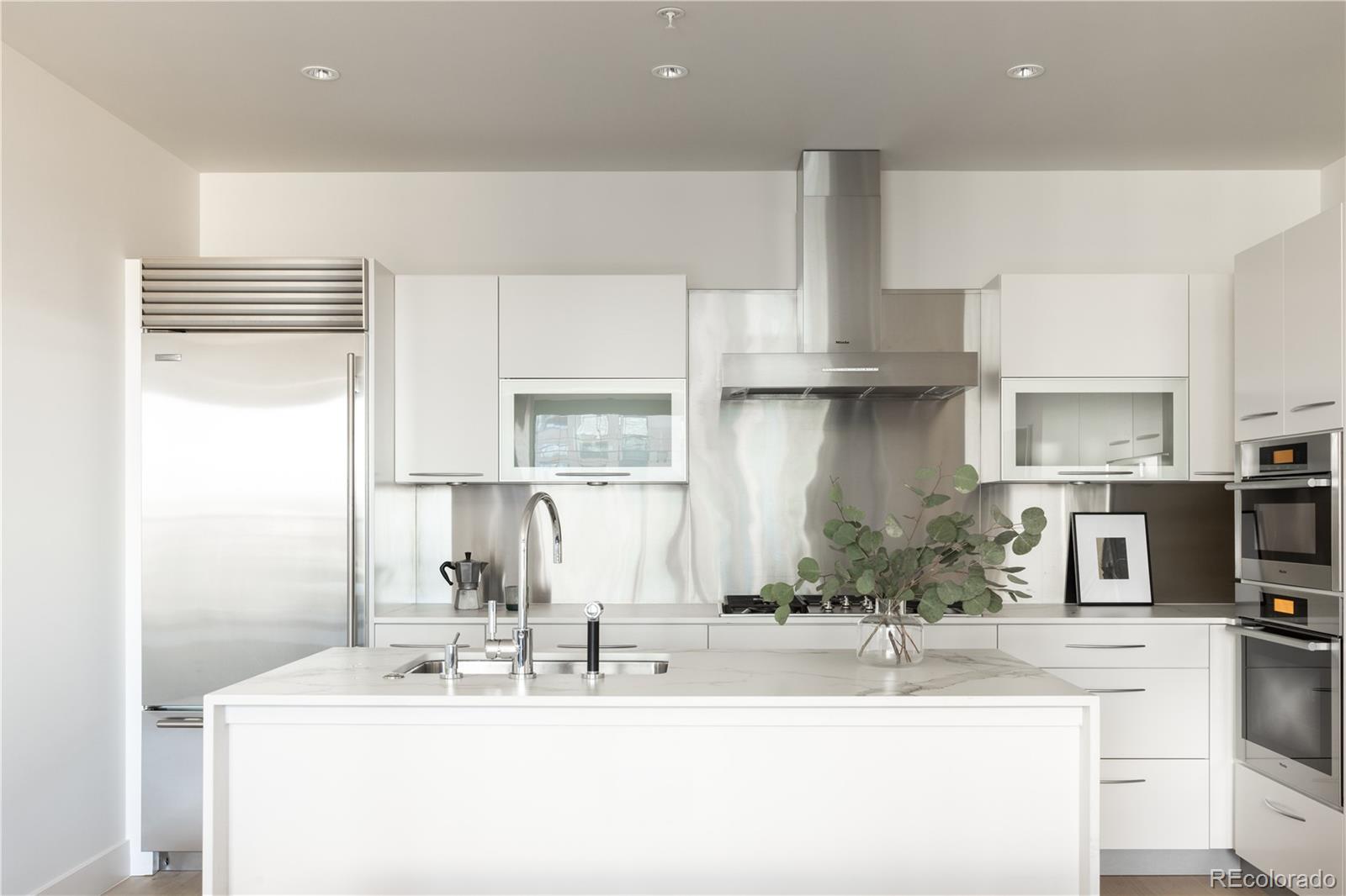 MLS Image #9 for 1133  14th street,denver, Colorado