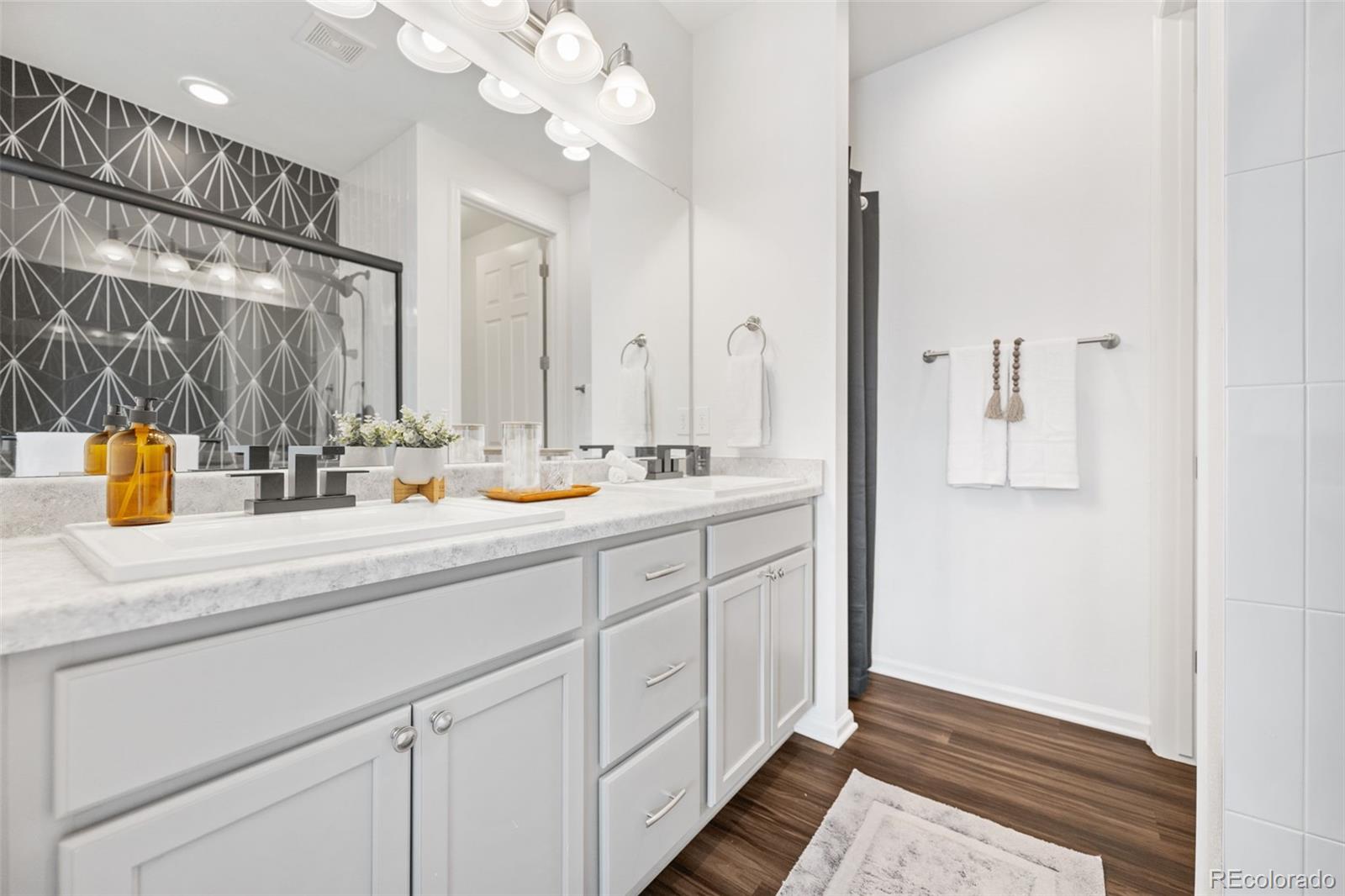 MLS Image #12 for 18129 e 99 place,commerce city, Colorado